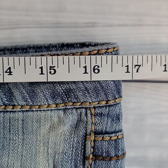 Hot Kiss denim bermuda shorts Women's Size 11 - Picture 12 of 14